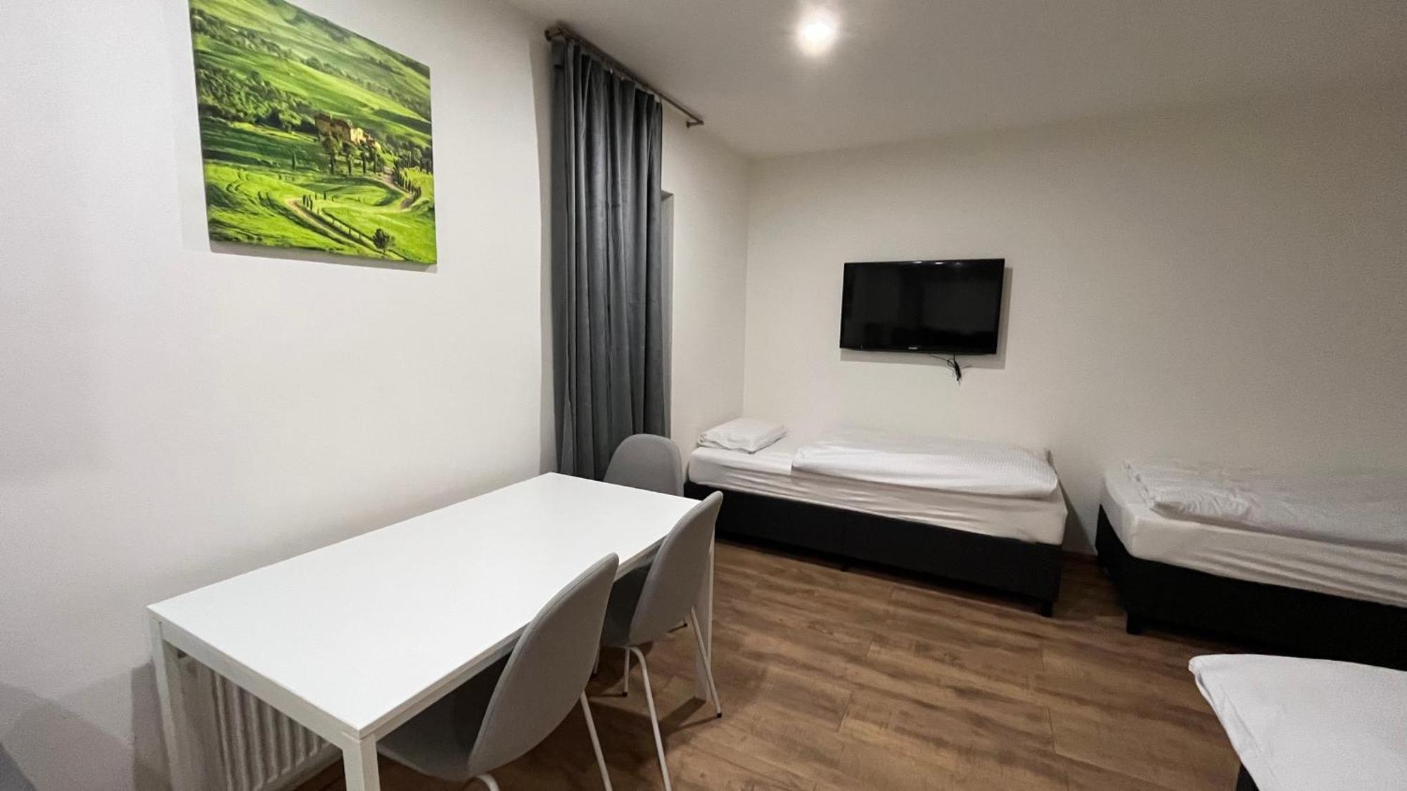 Apartment Golden Prague 78 Vestec  Extérieur photo